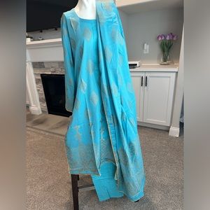 Brand new 3 piece Pakistani Indian suite